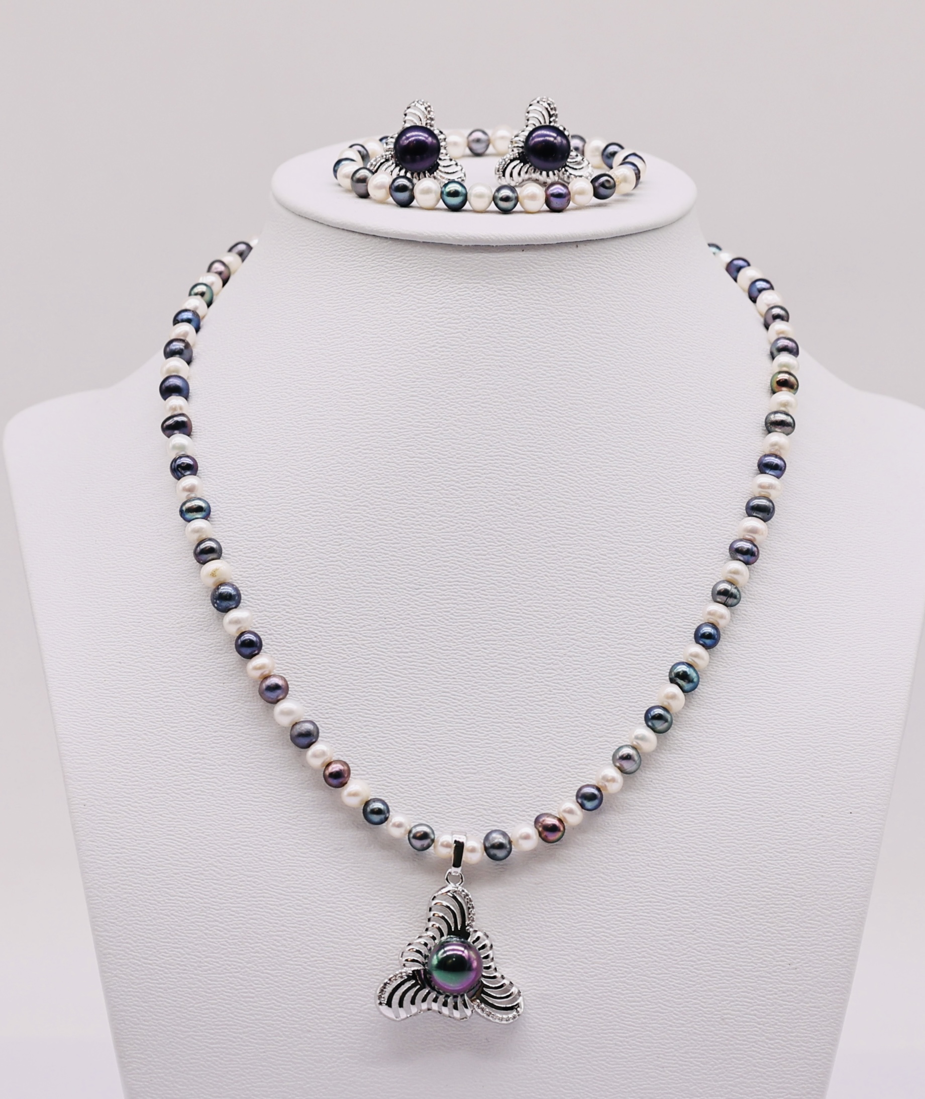 Bộ Trang Sức ngọc trai Nước Ngọt Đủ Sắc - Vòng Cổ, Vòng Tay, Bông Tai Tam Giác Xoắn