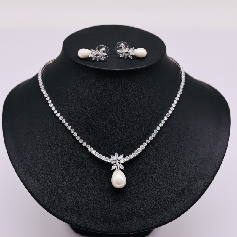 Bộ Trang Sức Đính Đá Cổ Tia Bản Lớn 7-8 li - Vòng Cổ và Bông Tai Sang Trọng