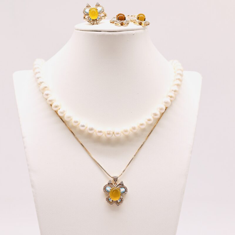 Bộ Trang Sức ngoc trai Nước Ngọt và Mặt Cánh Bướm Cam - Vòng Cổ, Bông Tai và Nhẫn 7-8 li